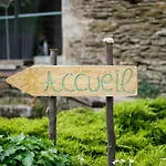 Pensionat Lou Rey Eco Hameau - Gite, D'hotes & Table D'hotes