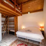 Lou Rey Eco Hameau - Gite, D'hotes & Table D'hotes