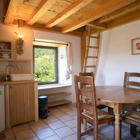 Lou Rey Eco Hameau - Gite, D'hotes & Table D'hotes 3*