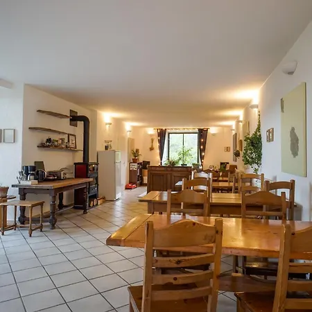 Pensjonat Lou Rey Eco Hameau - Gite, D'hotes & Table D'hotes *