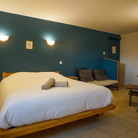 Lou Rey éco Hameau - Gîte, D'hôtes&table D'hôtes Affittacamere 3*