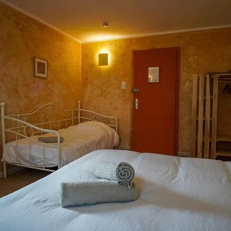 Pensjonat Lou Rey Eco Hameau - Gite, D'hotes & Table D'hotes *