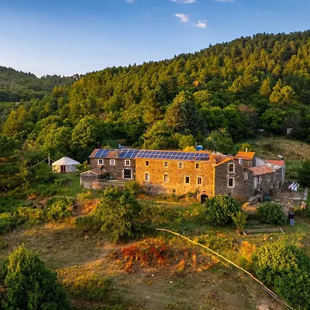 Lou Rey éco Hameau - Gîte, D'hôtes&table D'hôtes 3*