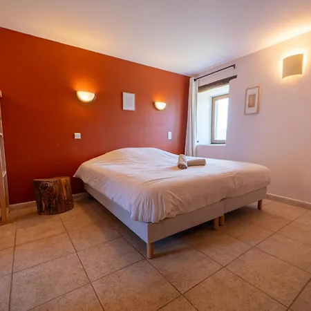 Penzion Lou Rey Eco Hameau - Gite, D'hotes & Table D'hotes Le Collet-de-Dèze