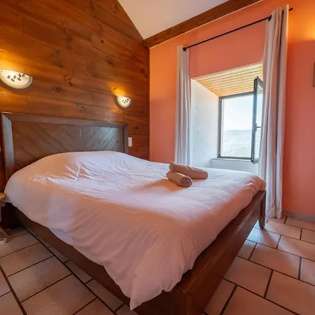 Lou Rey Eco Hameau - Gite, D'hotes & Table D'hotes Le Collet-de-Dèze