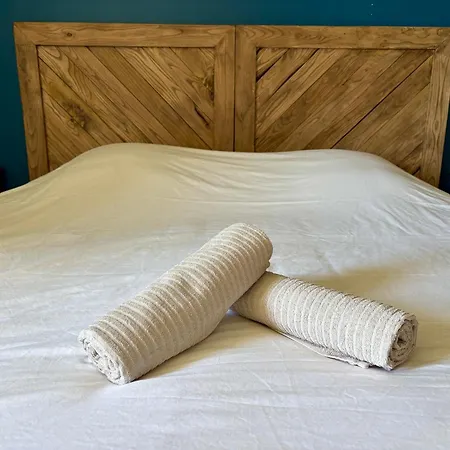 Lou Rey Eco Hameau - Gite, D'hotes & Table D'hotes Le Collet-de-Dèze